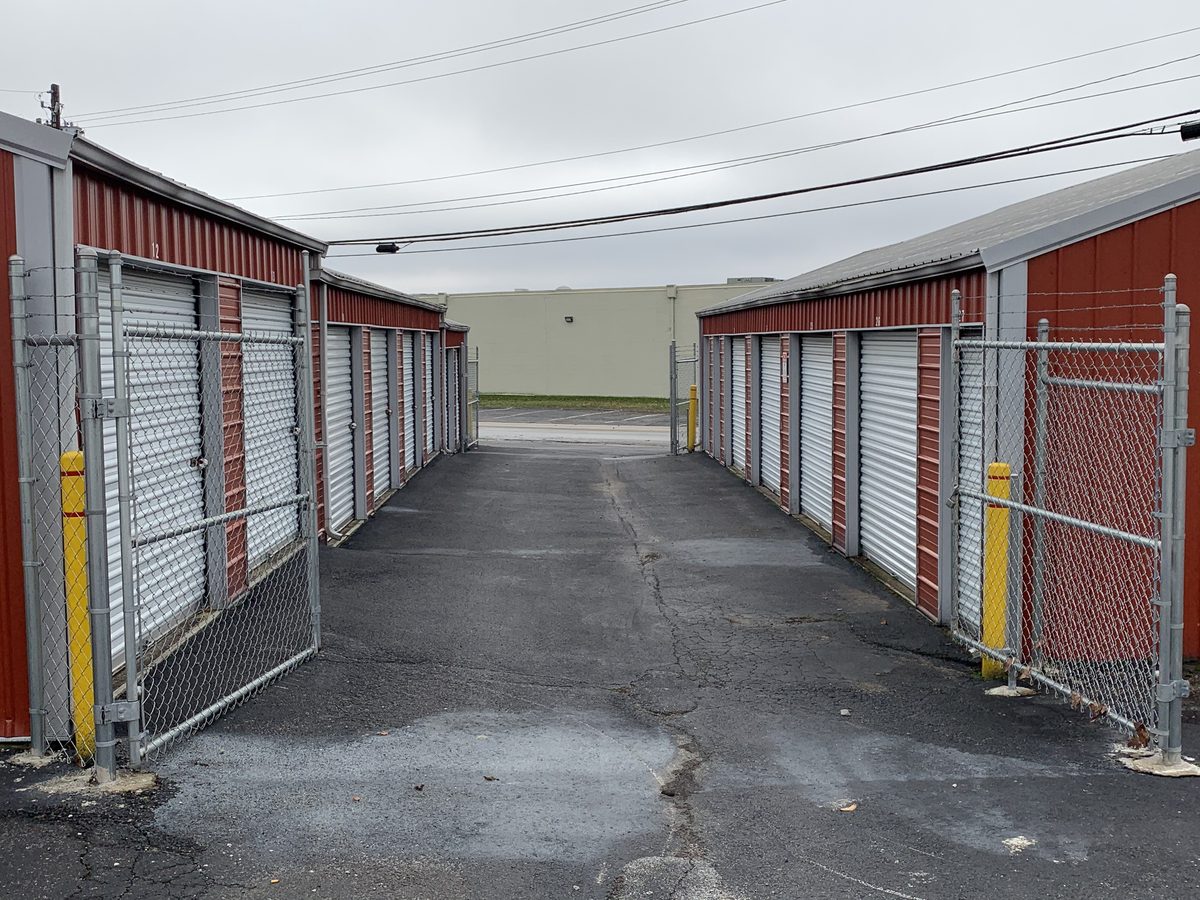 120 Middle Ground - self storage near me