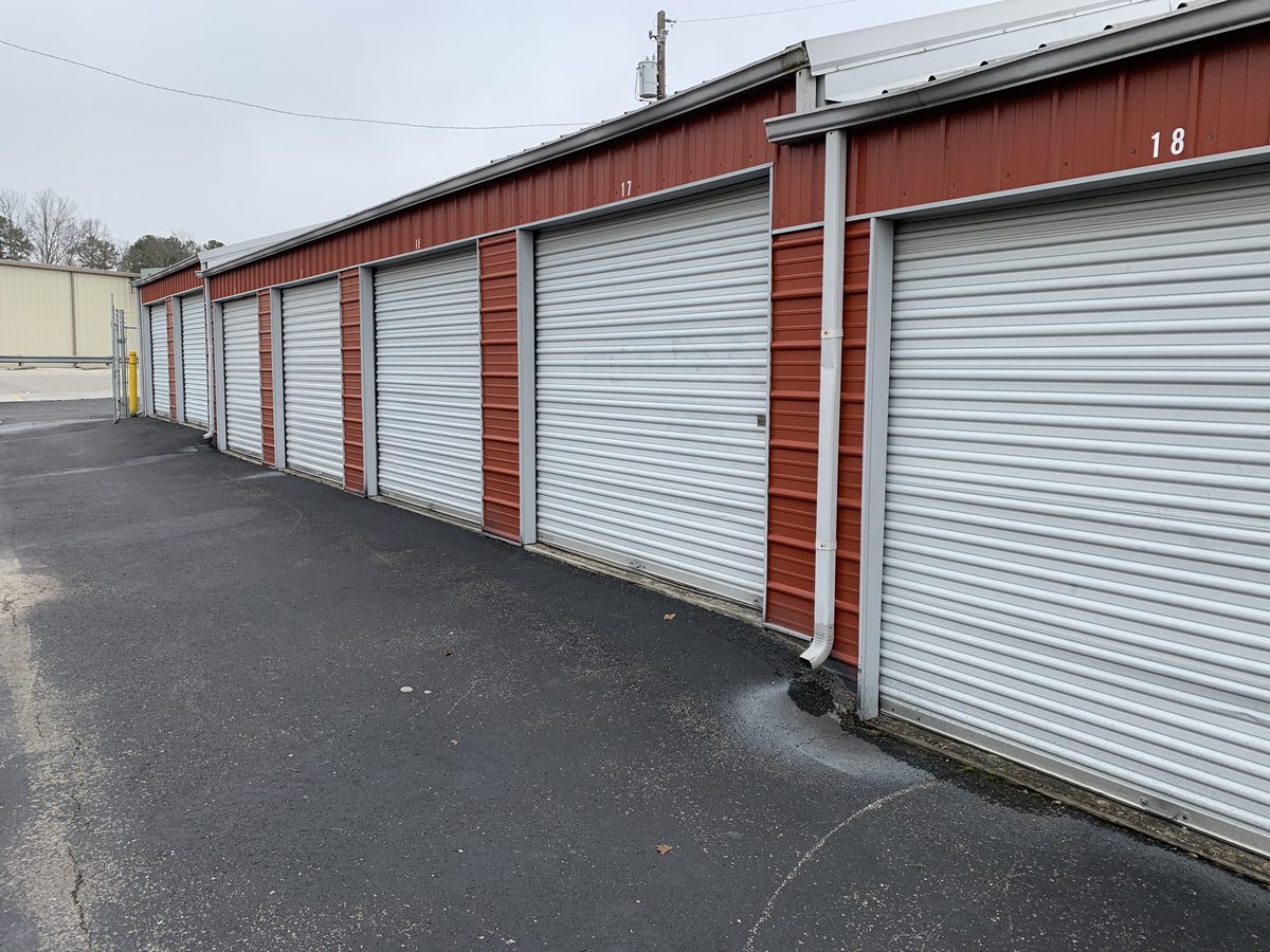 120 Middle Ground - self storage units cost