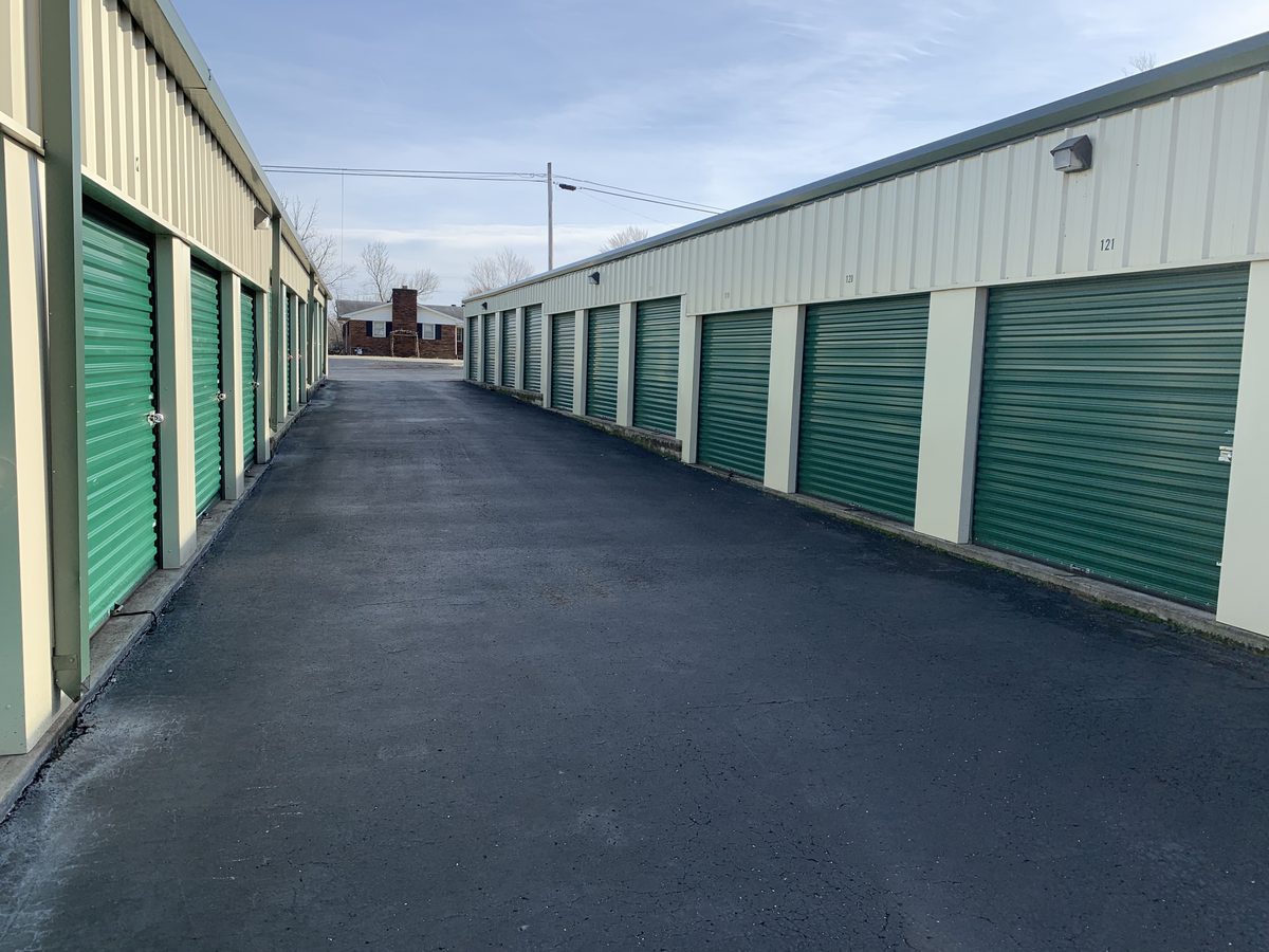 1925 Old Whitley Road - self storage units cheap